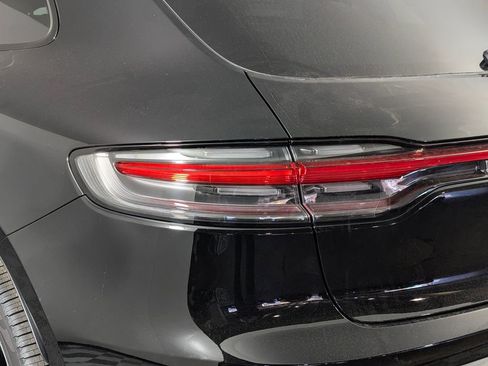 New 2026 Porsche Macan image 14