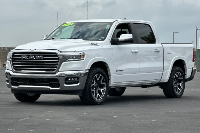 Used 2025 RAM 1500 Laramie AWD/4WD image 8