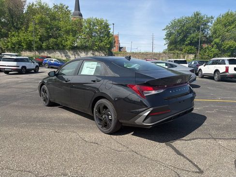 New 2026 Hyundai Elantra Sport FWD image 5