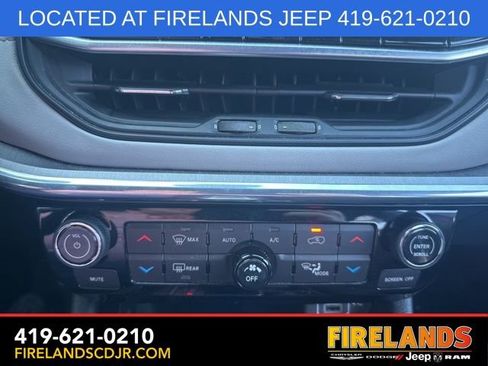 Used 2023 Jeep Compass Limited image 26