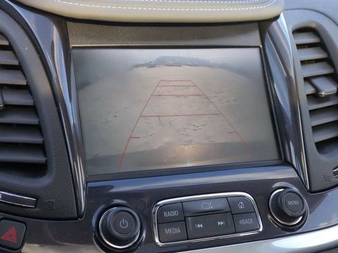 Used 2019 Chevrolet Impala LT image 23