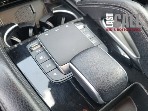 Used 2024 Mercedes-Benz GLE 350 4MATIC w/ 3rd Row Seat Package image 24