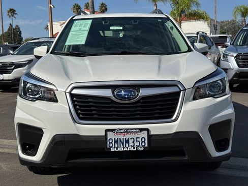 Used 2020 Subaru Forester Premium AWD/4WD image 3