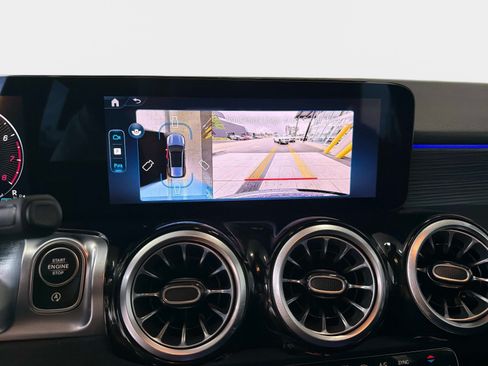 Used 2026 Mercedes-Benz GLB 250 image 24