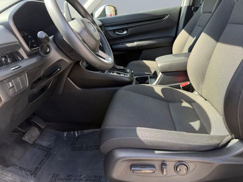Used 2025 Honda CR-V EX image 7