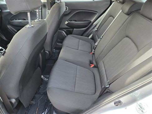 Used 2024 Hyundai Venue SE image 14