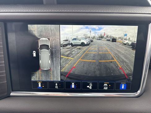 Certified 2023 GMC Yukon Denali image 15