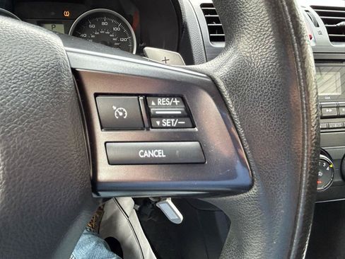 Used 2013 Subaru Crosstrek 2.0i Premium AWD/4WD image 19