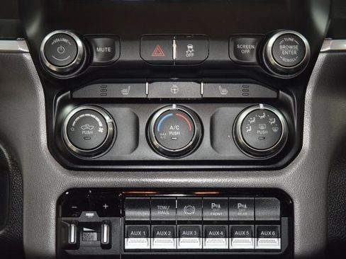 Used 2022 RAM 3500 Big Horn w/ Night Edition image 31