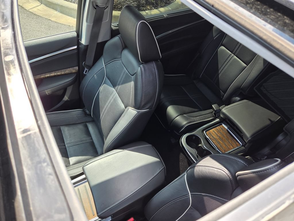 Used 2020 Acura MDX w/ Advance Package FWD image 9