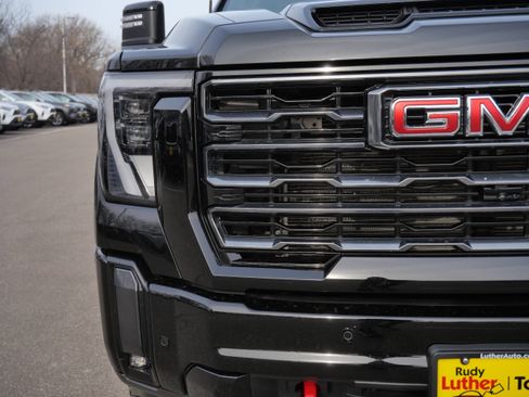 Used 2024 GMC Sierra 3500 AT4 w/ AT4 Premium Plus Package image 16