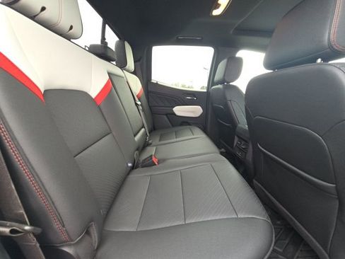 Used 2024 GMC Canyon AT4X image 13