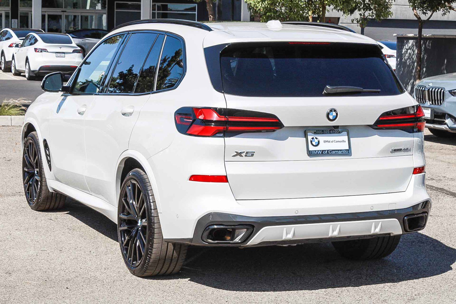 Used 2026 BMW X5 xDrive40i w/ M Sport Package AWD/4WD image 4