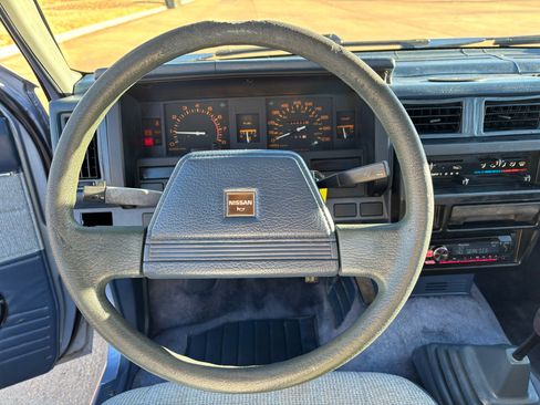 Used 1987 Nissan Pickup 2WD King Cab image 13