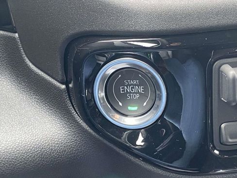New 2025 Chevrolet Silverado 1500 RST AWD/4WD image 25