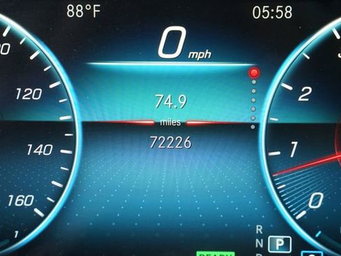 Used 2021 Mercedes-Benz GLS 450 4MATIC image 28
