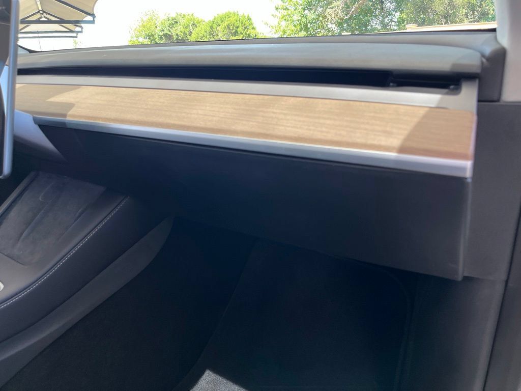 Used 2022 Tesla Model Y Performance AWD/4WD image 41