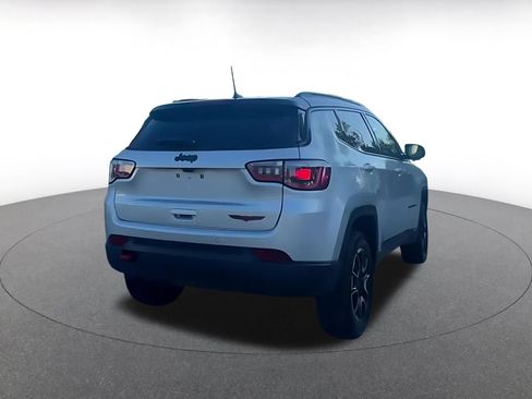 Used 2025 Jeep Compass Trailhawk AWD/4WD image 15
