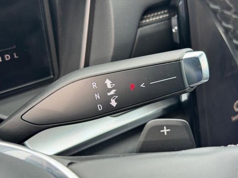 Used 2025 GMC Terrain Elevation image 13