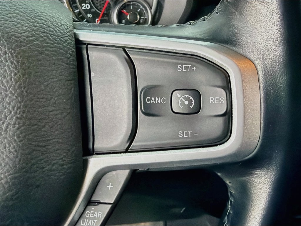 Used 2022 RAM 1500 Big Horn AWD/4WD image 13