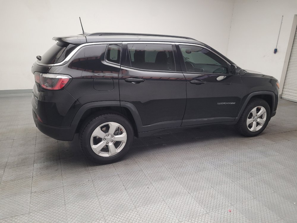 Used 2018 Jeep Compass Latitude w/ Popular Equipment Group AWD/4WD image 10