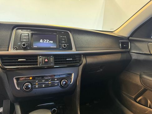 Used 2017 Kia Optima LX image 18