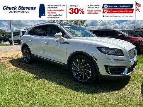 Used 2019 Lincoln Nautilus Reserve FWD image 3