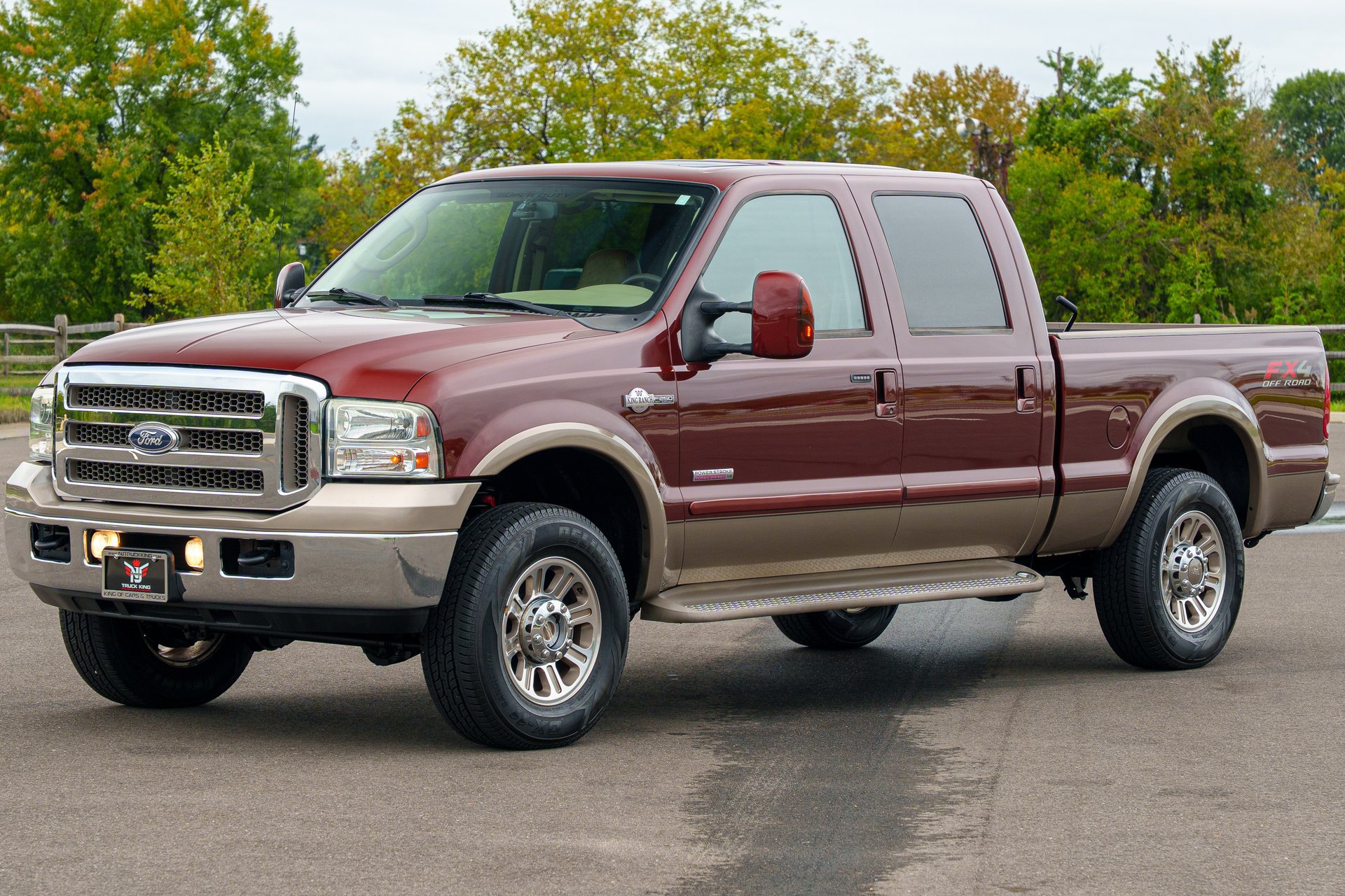 Used 2006 Ford F250 XL AWD/4WD image 5