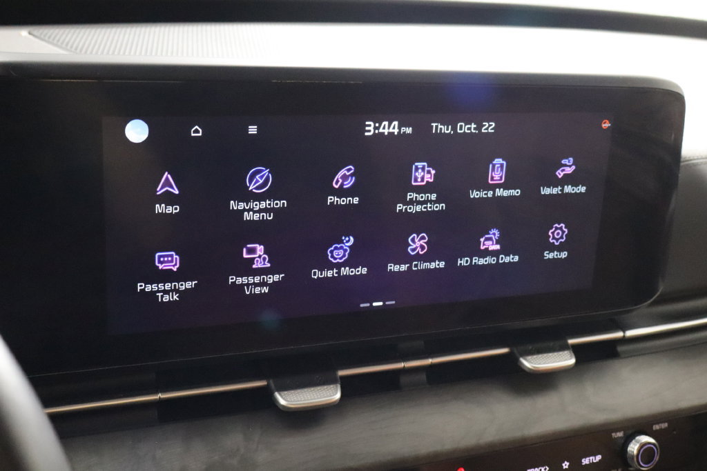 Used 2024 Kia Carnival SX FWD image 30