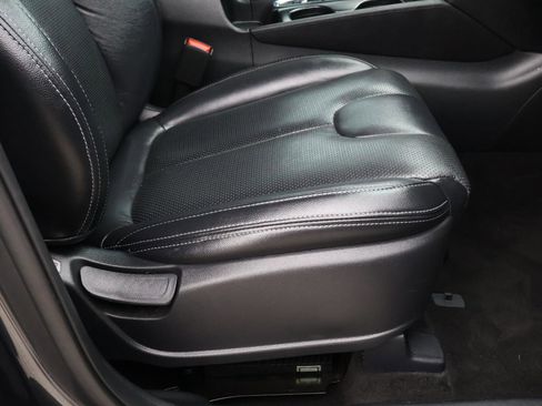 Used 2020 Hyundai Santa Fe SEL w/ Convenience Package image 17