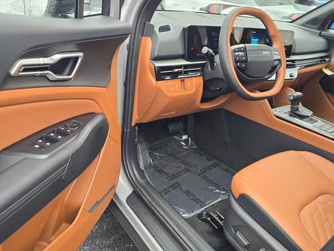 New 2026 Kia Sportage X-Line w/ X-Line Premium Package image 9