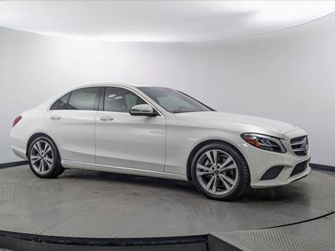 Used 2019 Mercedes-Benz C 300 Sedan w/ Premium Package image 11