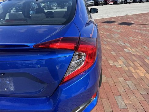 Used 2019 Honda Civic EX image 11
