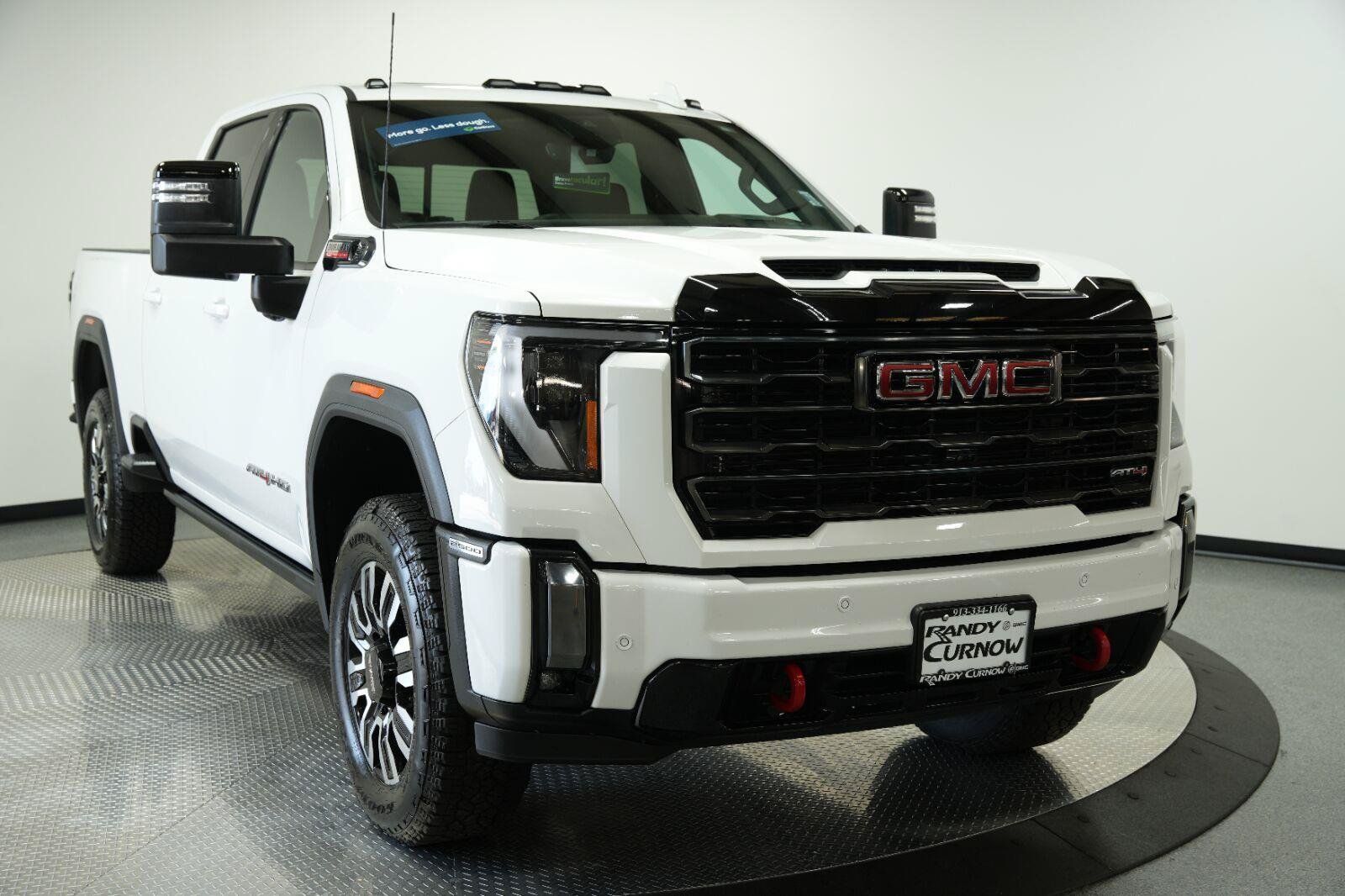 Used 2024 GMC Sierra 2500 AT4 w/ AT4 Premium Plus Package AWD/4WD image 2
