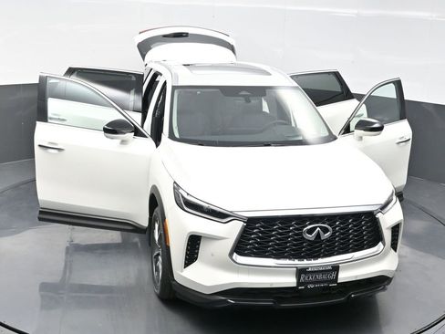 Used 2025 INFINITI QX60 Luxe w/ Vision Package image 43