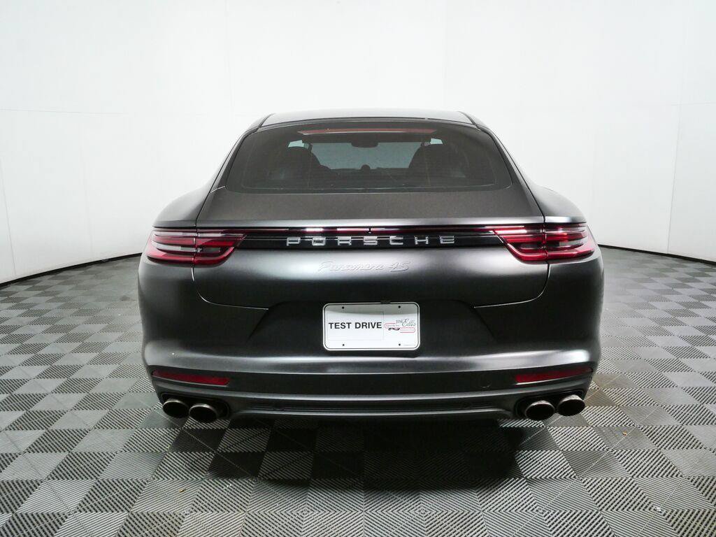 Used 2017 Porsche Panamera 4S AWD/4WD image 31