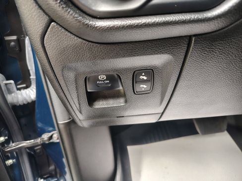 Certified 2023 RAM 1500 Big Horn AWD/4WD image 24