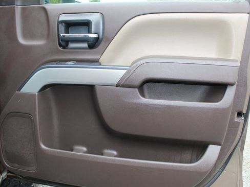 Used 2015 Chevrolet Silverado 2500 LT w/ Z71 Package, Off-Road AWD/4WD image 21