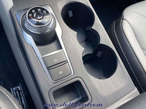 New 2026 Ford Escape Platinum w/ Premium Technology Package AWD/4WD image 30