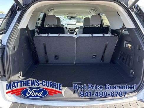 New 2026 Ford Explorer Active w/ Active Comfort Package RWD image 14