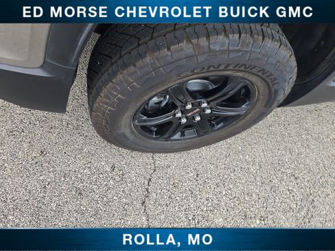 Certified 2023 GMC Acadia AT4 w/ Technology Package AWD/4WD image 11