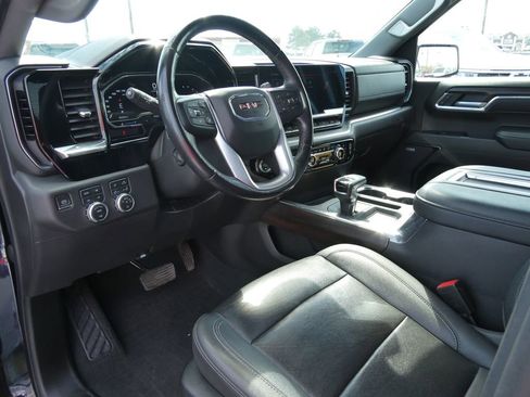 Used 2022 GMC Sierra 1500 SLT w/ SLT Premium Package image 23