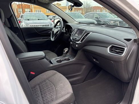 Used 2024 Chevrolet Equinox LT image 10