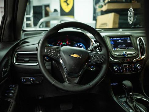 Used 2024 Chevrolet Equinox LT w/ Driver Convenience Package AWD/4WD image 17