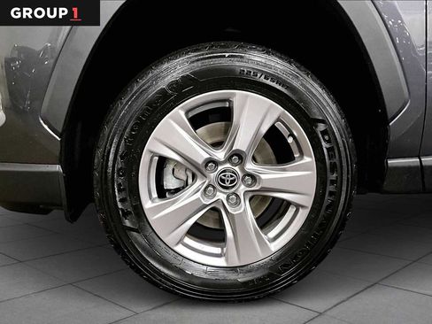 Certified 2022 Toyota RAV4 XLE image 20