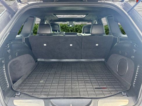 Used 2018 Jeep Grand Cherokee Overland image 19