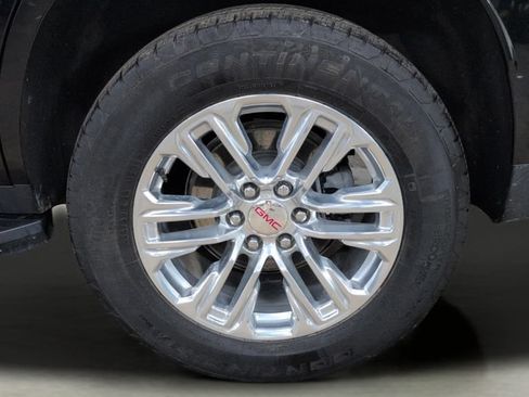 Used 2024 GMC Yukon SLT w/ SLT Luxury Package AWD/4WD image 34