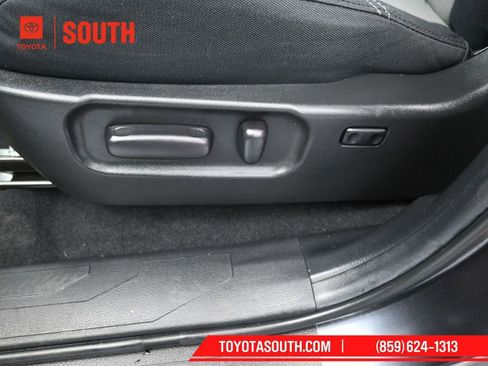 Used 2022 Toyota Tacoma TRD Sport image 20