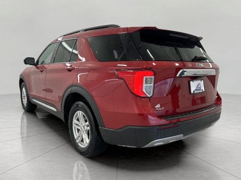 Used 2024 Ford Explorer XLT w/ Equipment Group 202A AWD/4WD image 21