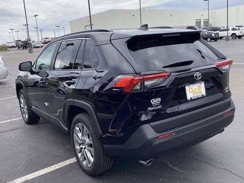 New 2025 Toyota RAV4 XLE Premium image 8